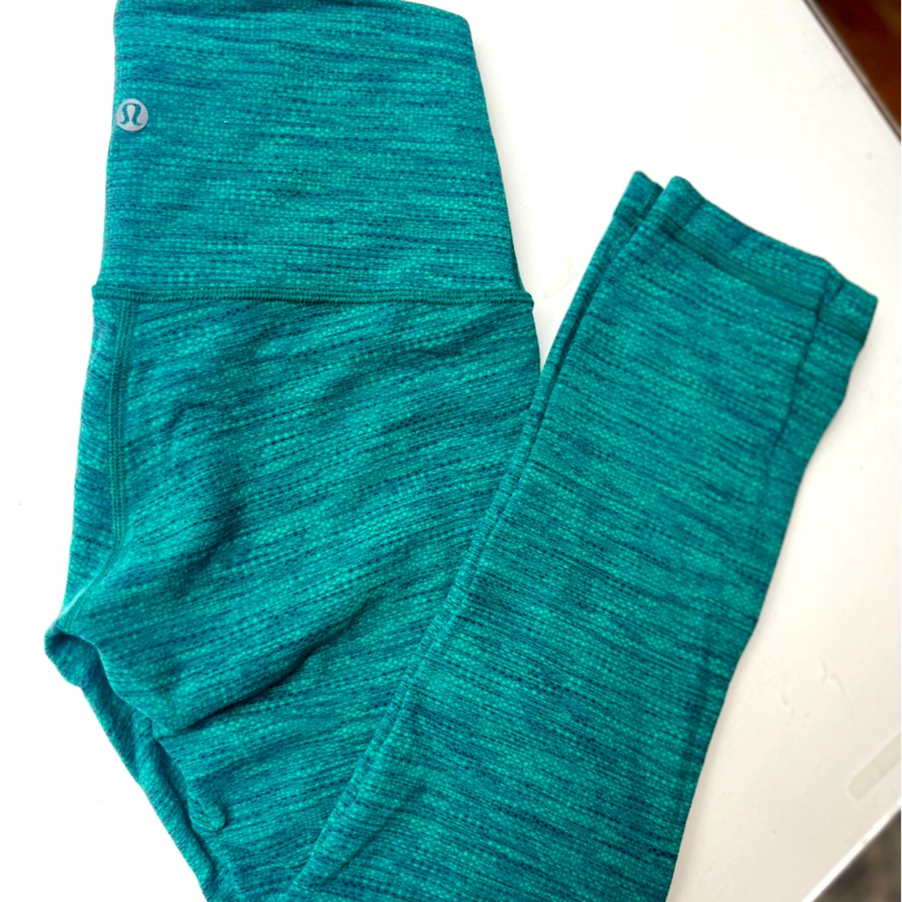 Lululemon size 4 leggings